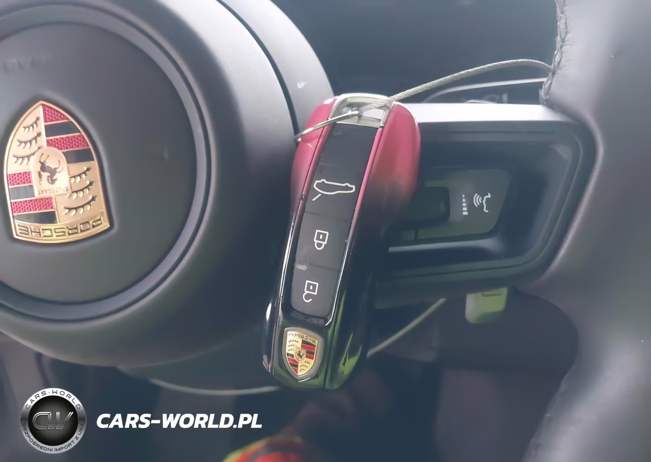 2025 Porsche Panamera E-Hybrid 4 VIN:WP0AE2YA0SL046105 - 11