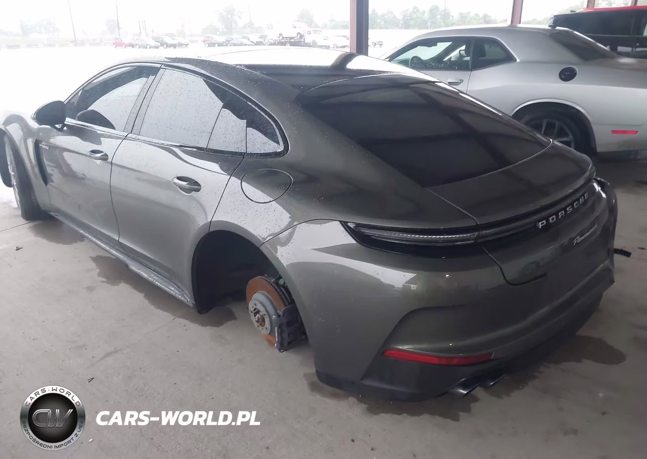 2025 Porsche Panamera E-Hybrid 4 VIN:WP0AE2YA0SL046105 - 3