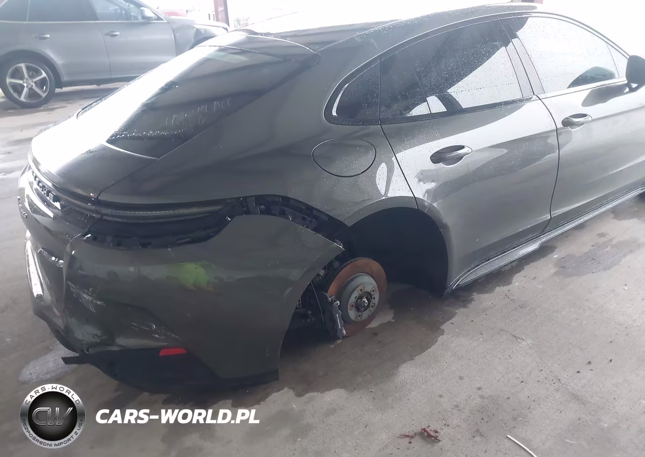 2025 Porsche Panamera E-Hybrid 4 VIN:WP0AE2YA0SL046105 - 6