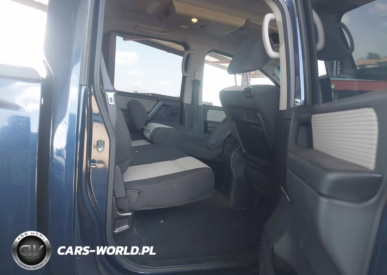 2011 Nissan Titan Pro-4X VIN:1N6AA0EC9BN325477 - 8