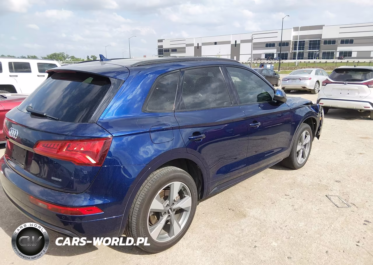 2020 Audi Q5 Premium 45 Tfsi Quattro S Tronic VIN:WA1ANAFY4L2116104 - 4