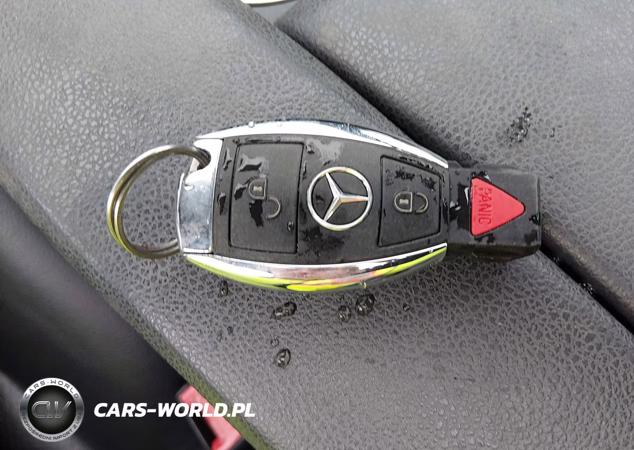2013 Mercedes-Benz C 250 Sport VIN:WDDGF4HB2DA788196 - 11