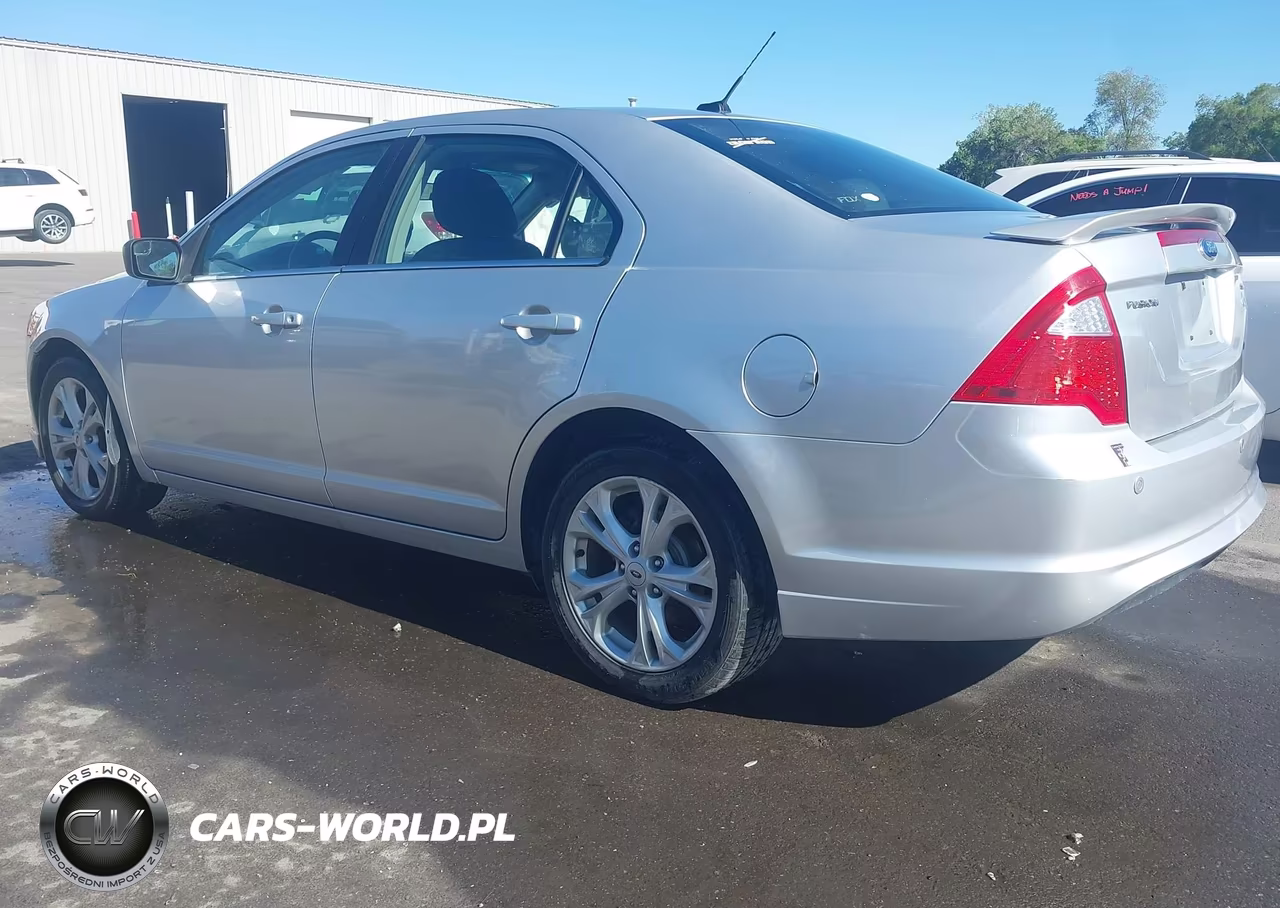 2012 Ford Fusion Se VIN:3FAHP0HA7CR124949 - 3