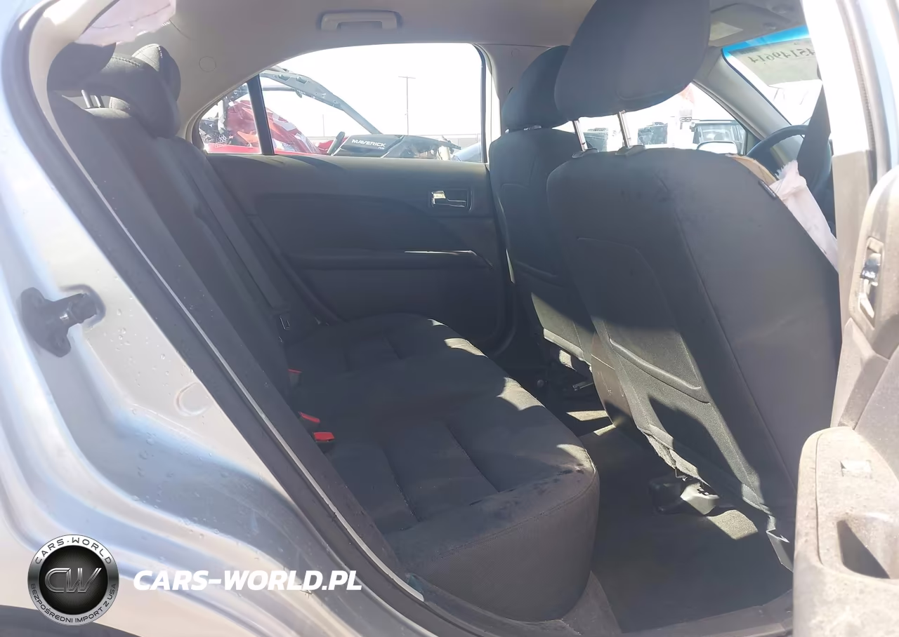 2012 Ford Fusion Se VIN:3FAHP0HA7CR124949 - 8