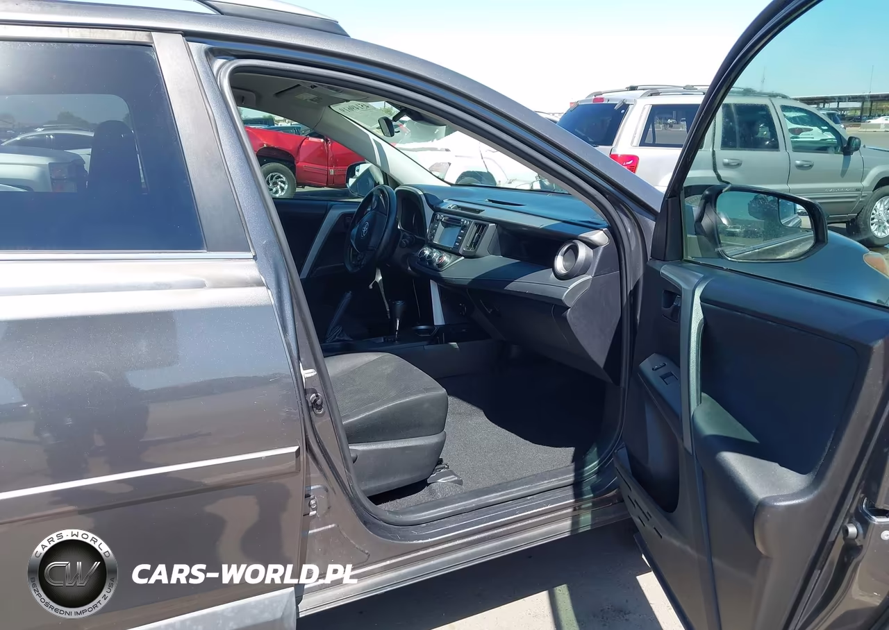 2017 Toyota Rav4 Le VIN:2T3BFREV0HW659137 - 5