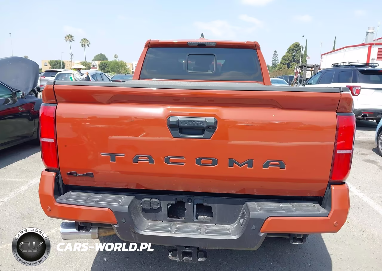 2025 Toyota Tacoma Trd Sport VIN:3TMLB5JN0SM124901 - 15