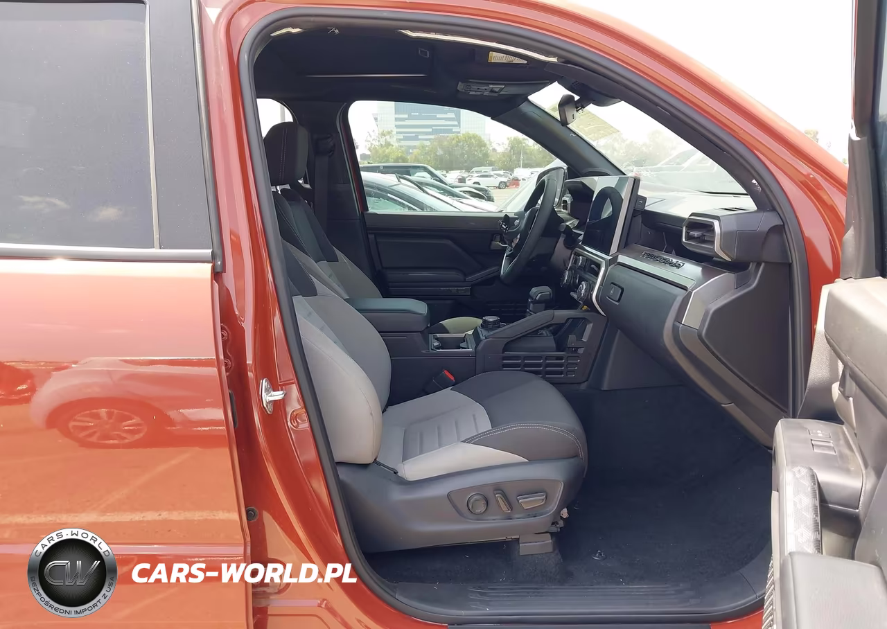 2025 Toyota Tacoma Trd Sport VIN:3TMLB5JN0SM124901 - 5