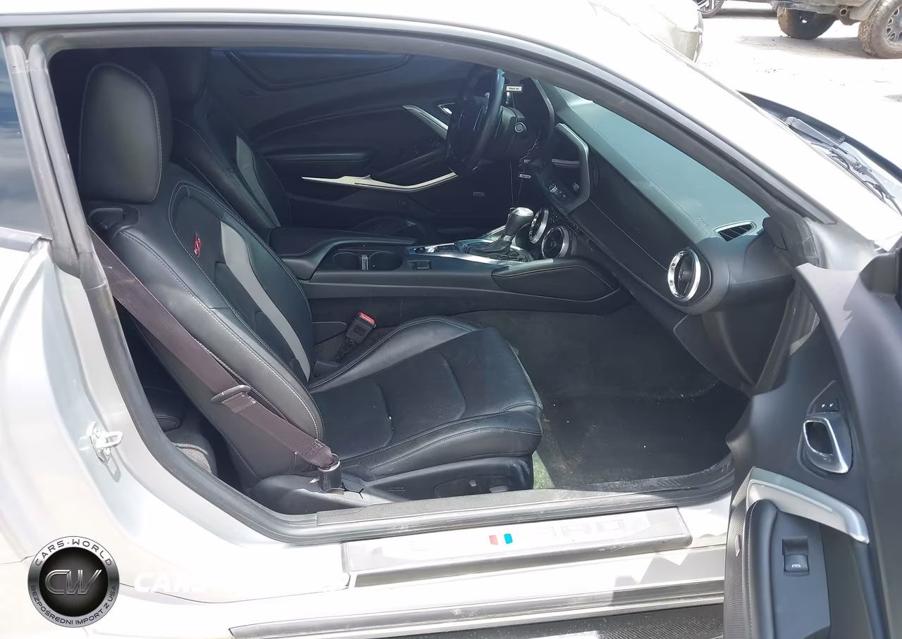 2017 Chevrolet Camaro 2Ss VIN:1G1FH1R71H0116112 - 5