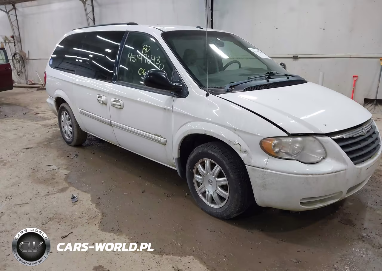 2006 Chrysler Town & Country Touring