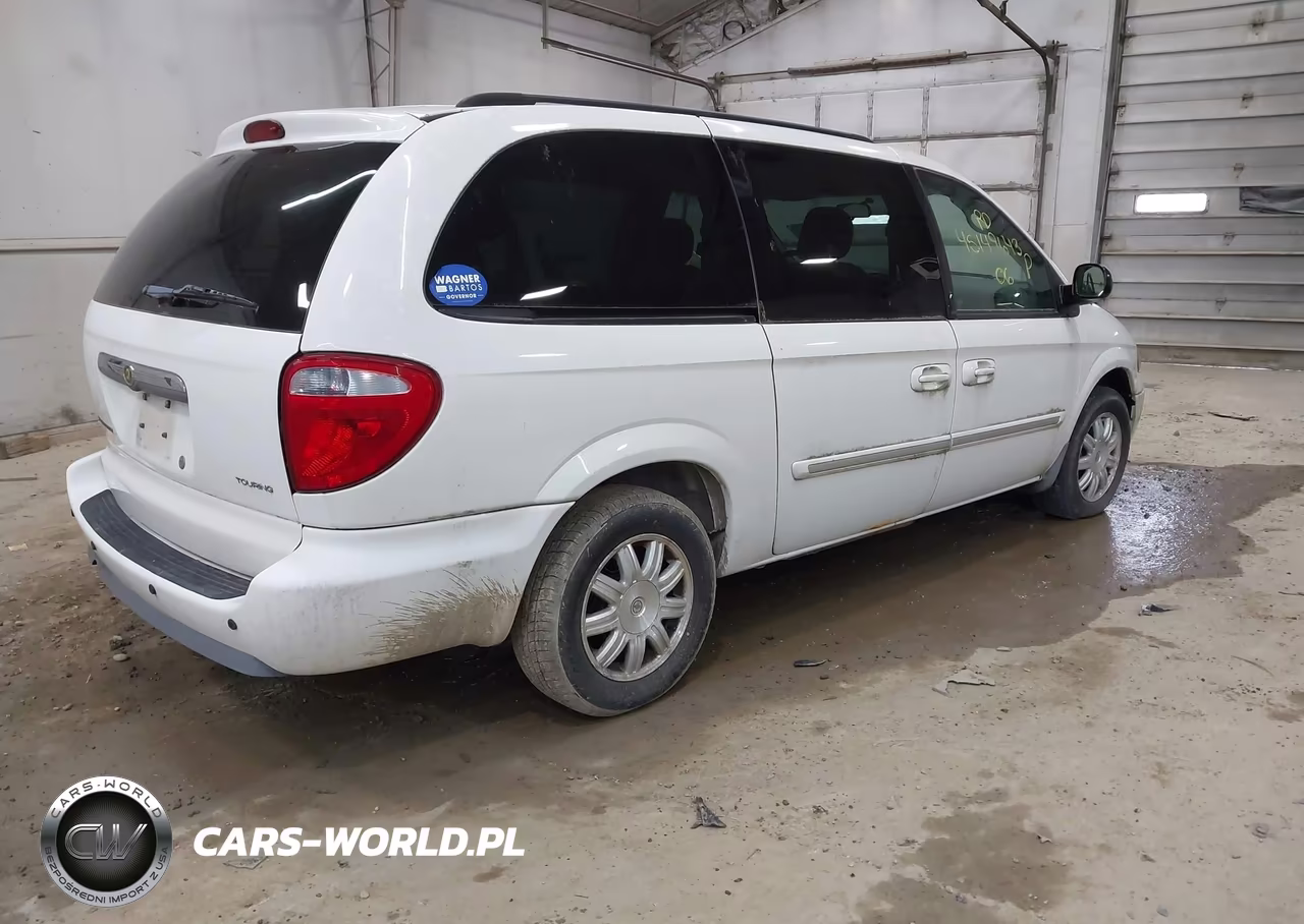 2006 Chrysler Town & Country Touring VIN:2A4GP54L66R849084 - 4