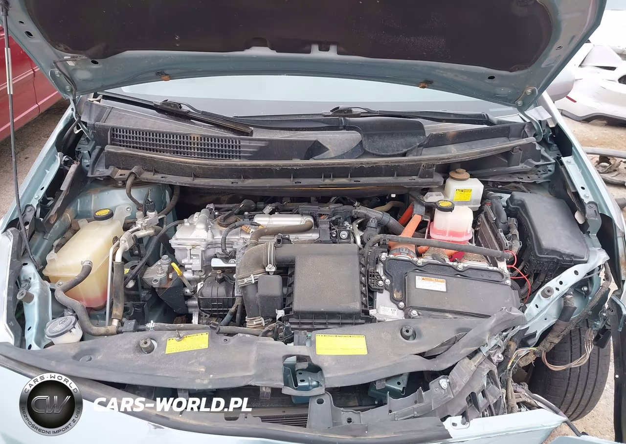 2014 Toyota Prius V Three VIN:JTDZN3EU7E3304700 - 10