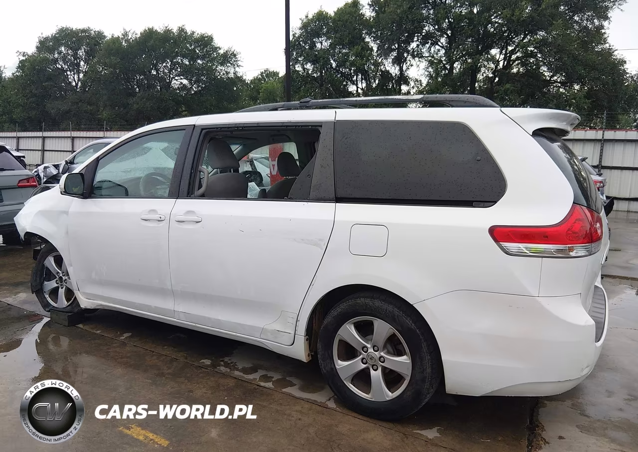 2013 Toyota Sienna Le V6 8 Passenger VIN:5TDKK3DC3DS302071 - 15