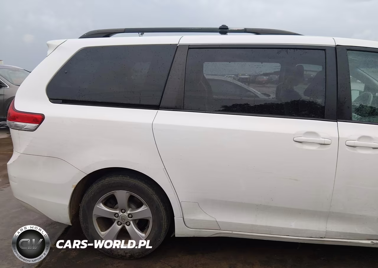 2013 Toyota Sienna Le V6 8 Passenger VIN:5TDKK3DC3DS302071 - 21