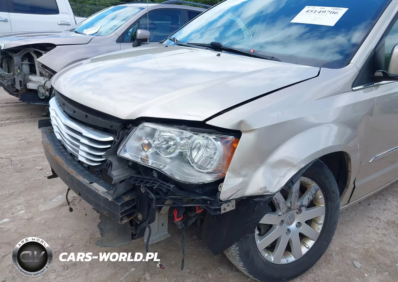 2014 Chrysler Town & Country Touring VIN:2C4RC1BG5ER363101 - 6