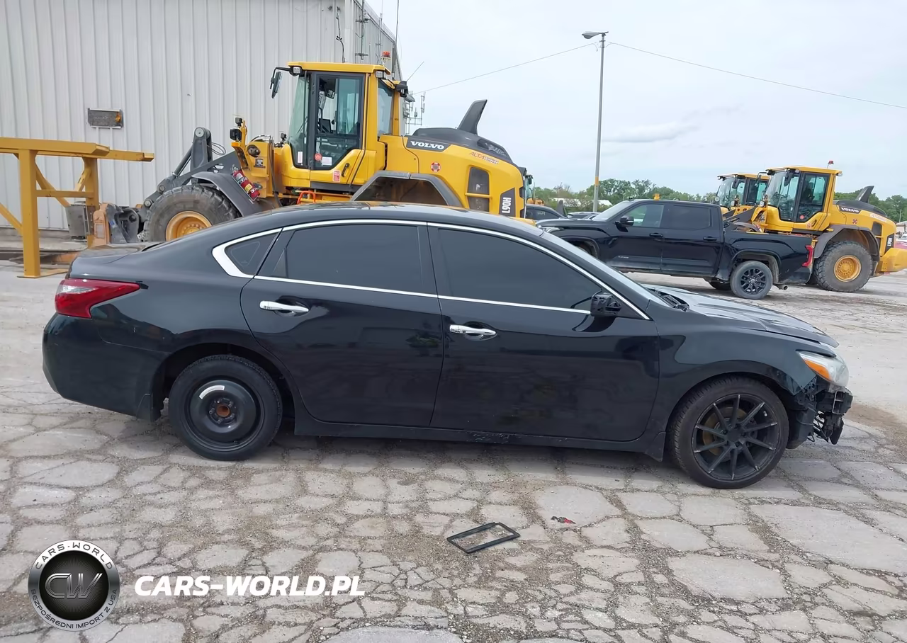 2018 Nissan Altima 2.5 S VIN:1N4AL3AP4JC288488 - 13