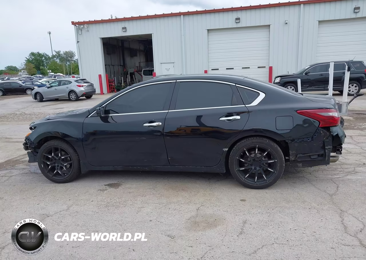 2018 Nissan Altima 2.5 S VIN:1N4AL3AP4JC288488 - 14