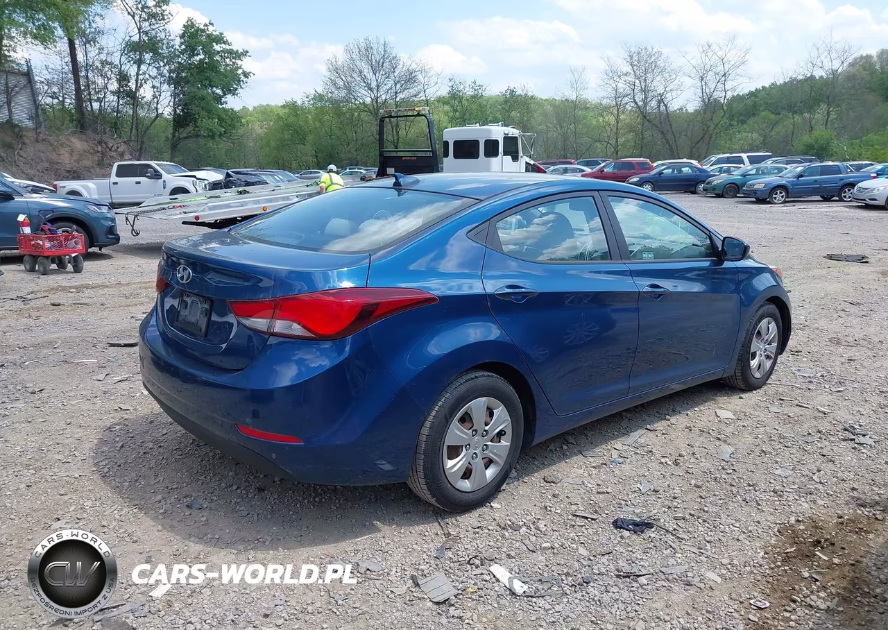 2016 Hyundai Elantra Se VIN:KMHDH4AE7GU570460 - 4