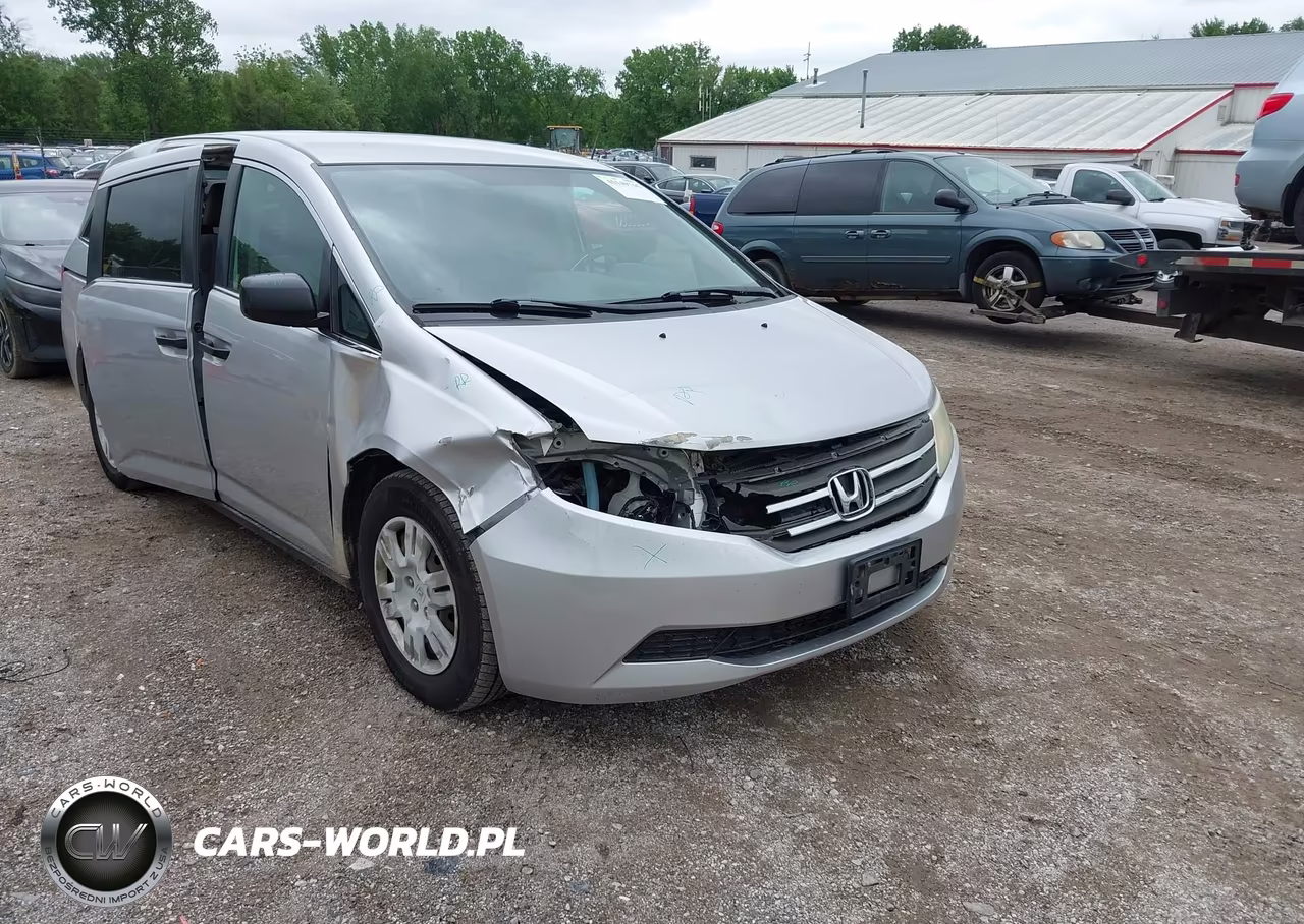 2013 Honda Odyssey Lx – zdjęcie 1 z 17