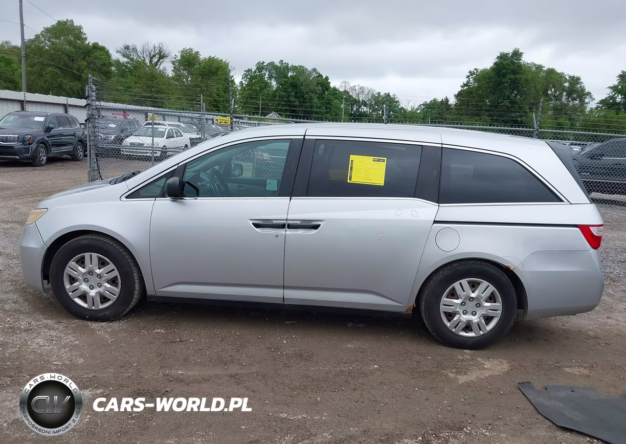 2013 Honda Odyssey Lx VIN:5FNRL5H25DB075527 - 15