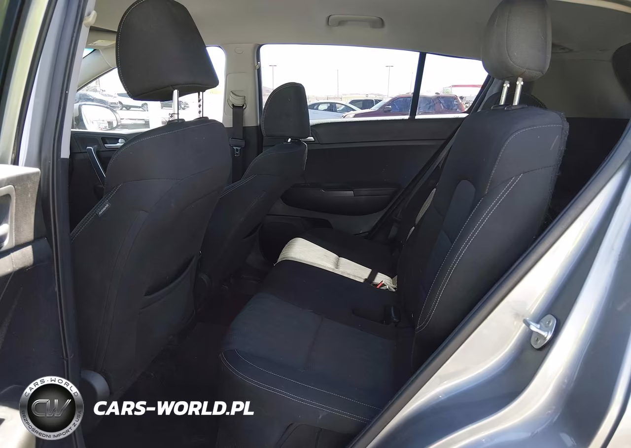 2020 Kia Sportage Lx VIN:KNDPM3AC7L7768518 - 8