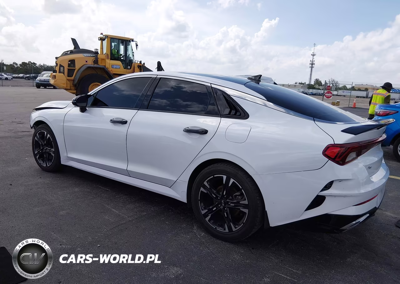 2021 Kia K5 Gt-Line VIN:5XXG64J20MG043522 - 3