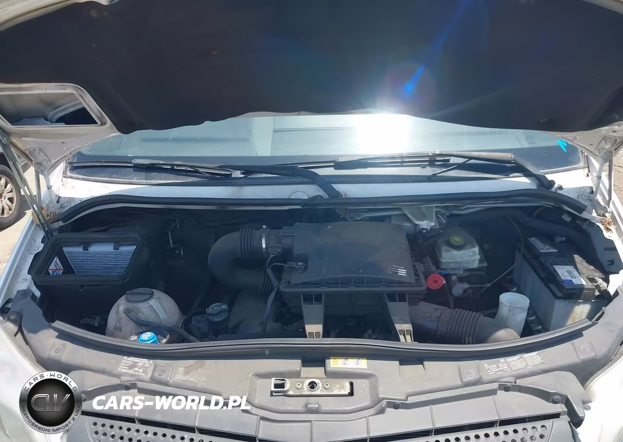 2018 Mercedes-Benz Sprinter 2500 Standard Roof V6 VIN:WD3PE7CD6JP613508 - 10