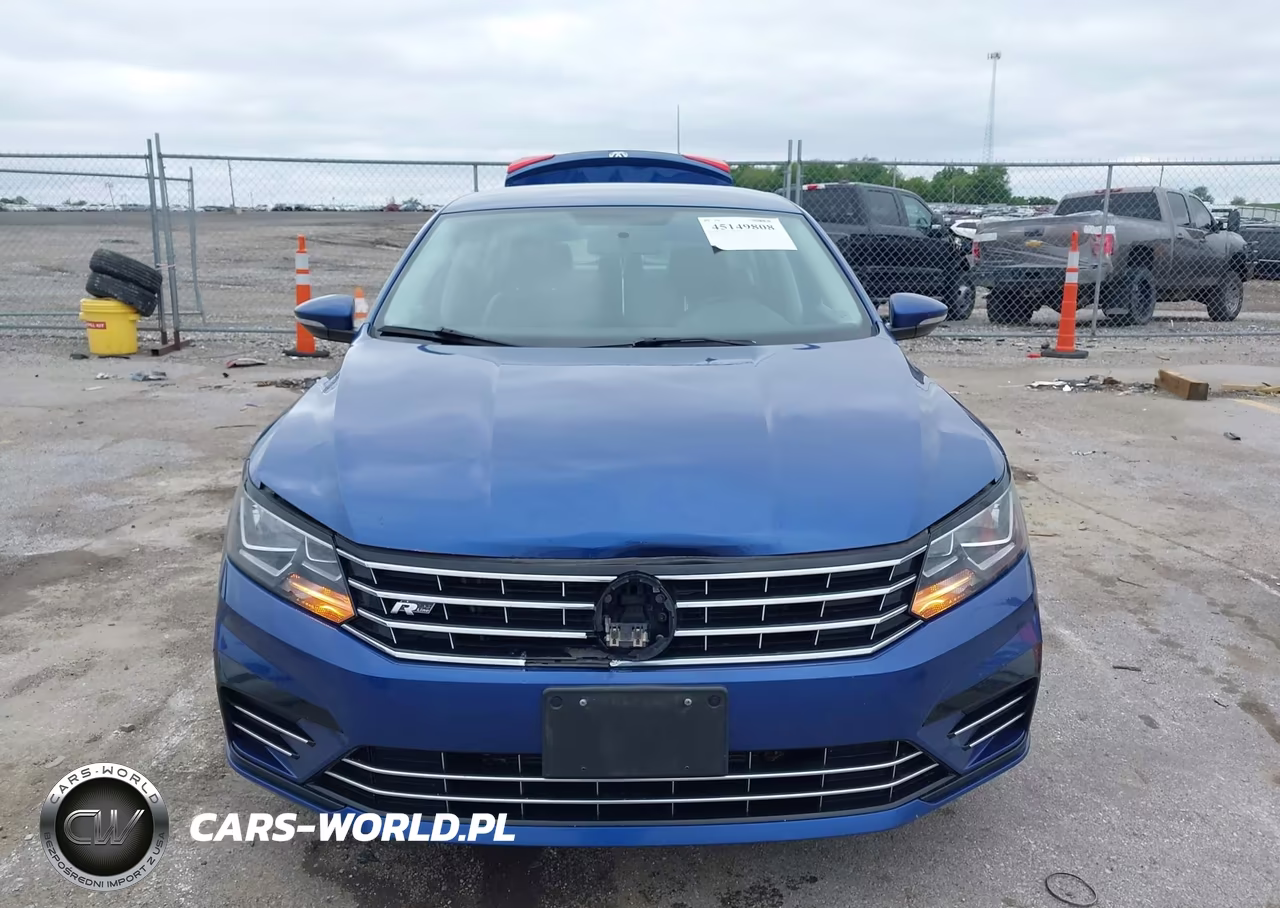 2017 Volkswagen Passat 1.8T R-Line VIN:1VWDT7A37HC079152 - 12