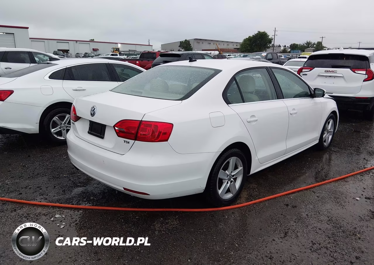 2012 Volkswagen Jetta 2.0L Tdi VIN:3VW3L7AJ2CM042592 - 4