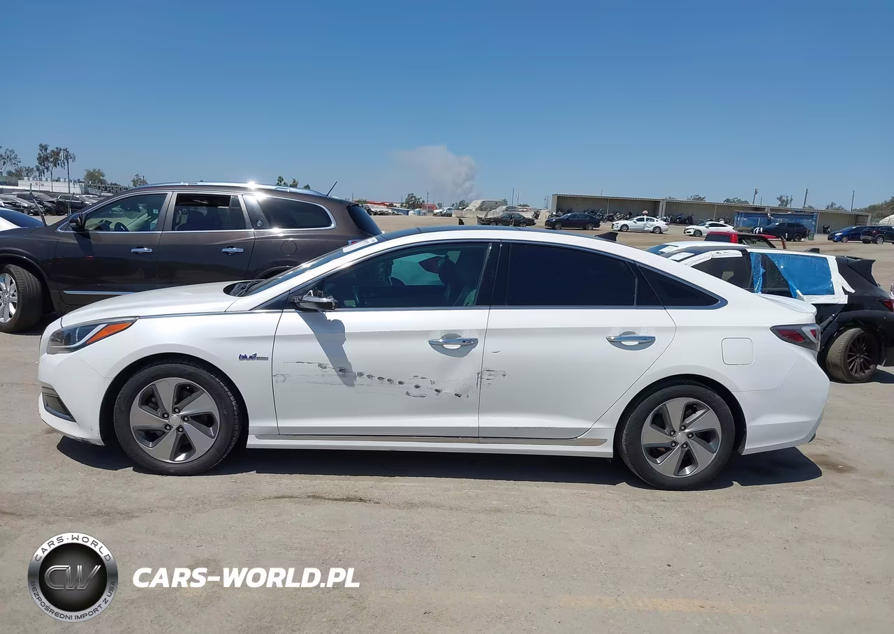 2017 Hyundai Sonata Hybrid Limited VIN:KMHE34L17HA047875 - 14