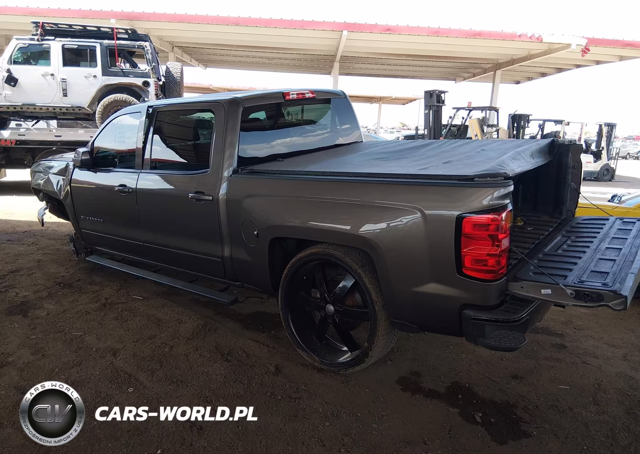 2015 Chevrolet Silverado 1500 1Lt VIN:3GCPCRECXFG509384 - 3