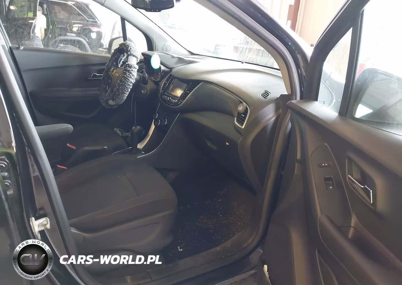 2020 Chevrolet Trax Awd Ls VIN:KL7CJNSB6LB330477 - 5