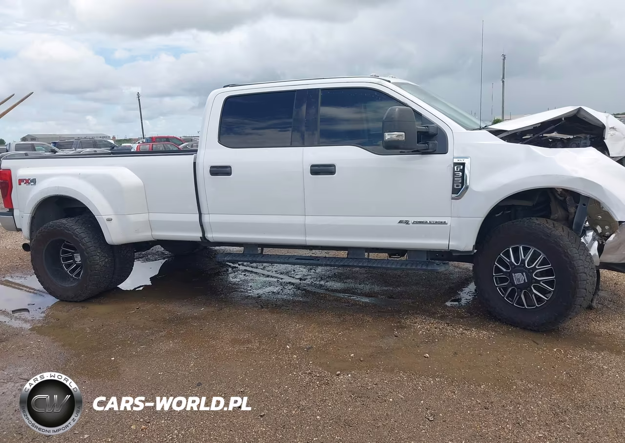 2020 Ford F-350 Xlt VIN:1FT8W3DT8LEC45272 - 13