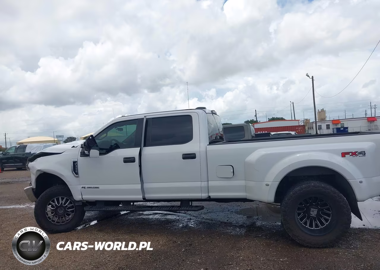 2020 Ford F-350 Xlt VIN:1FT8W3DT8LEC45272 - 14