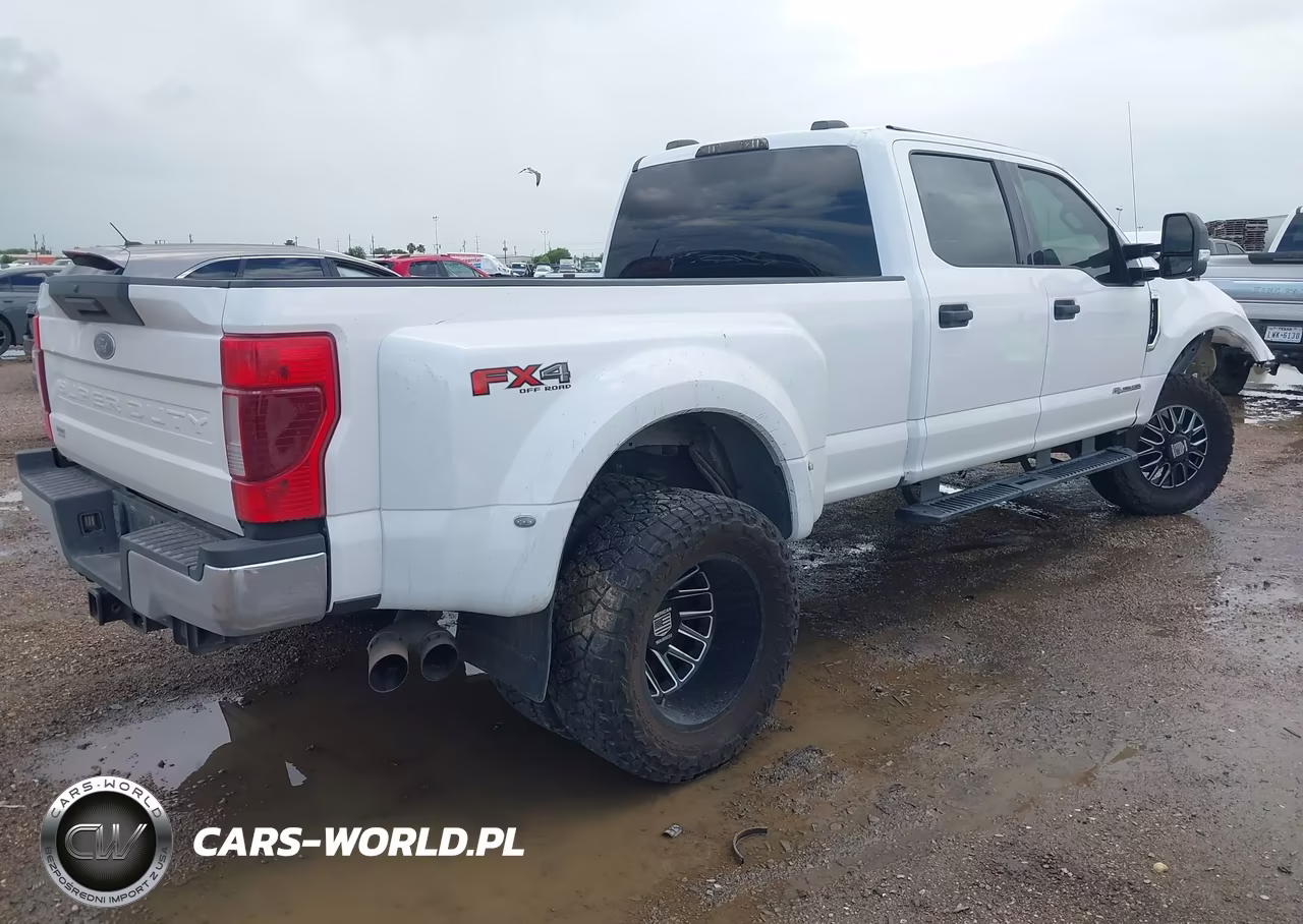 2020 Ford F-350 Xlt VIN:1FT8W3DT8LEC45272 - 4