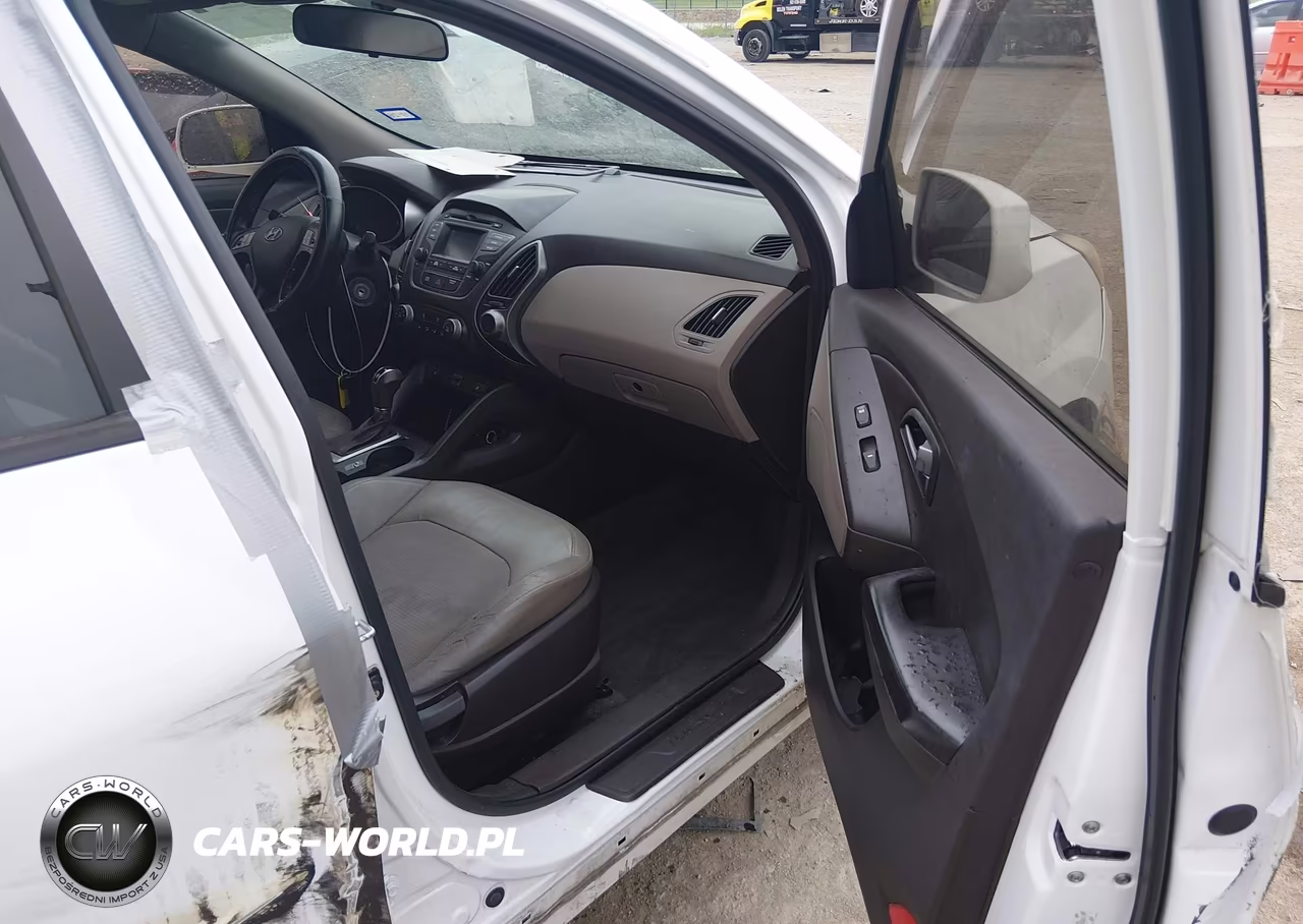 2014 Hyundai Tucson Se VIN:KM8JU3AG4EU897504 - 5
