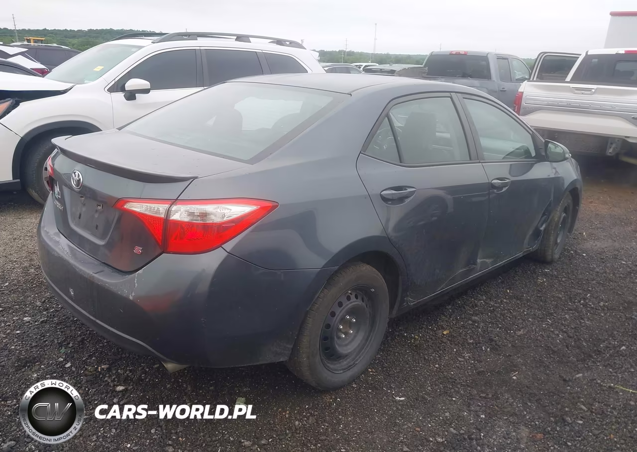 2015 Toyota Corolla S VIN:5YFBURHE3FP315732 - 4