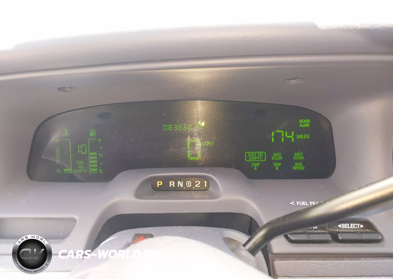 1998 Mercury Grand Marquis VIN:2MEFM75W6WX679978 - 7