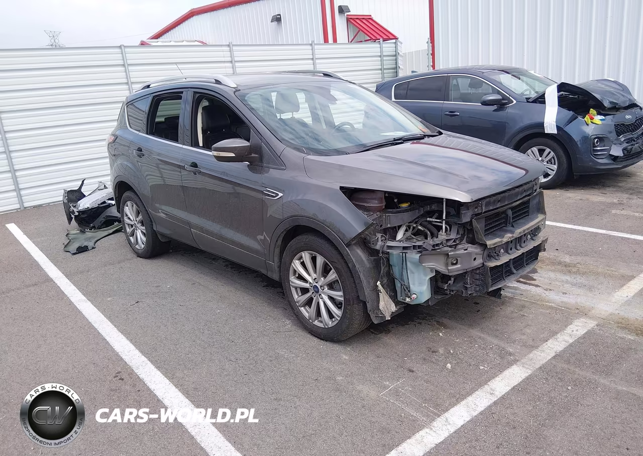 2017 Ford Escape Titanium – zdjęcie 1 z 17