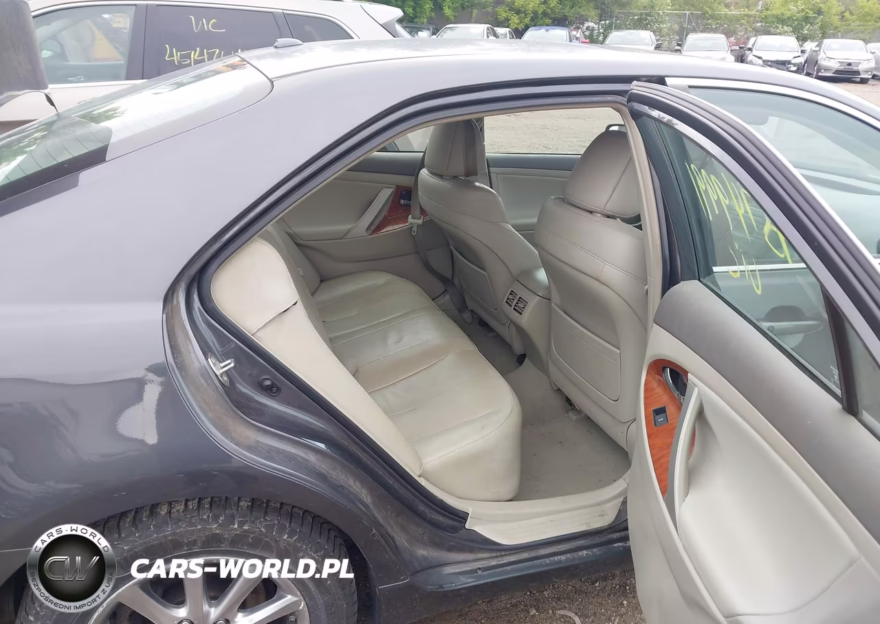 2011 Toyota Camry Hybrid VIN:4T1BB3EK9BU126802 - 8