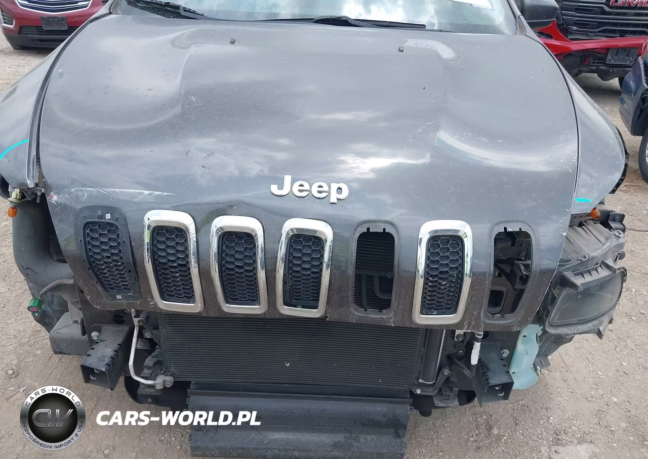 2016 Jeep Cherokee Latitude VIN:1C4PJLCS1GW307856 - 6