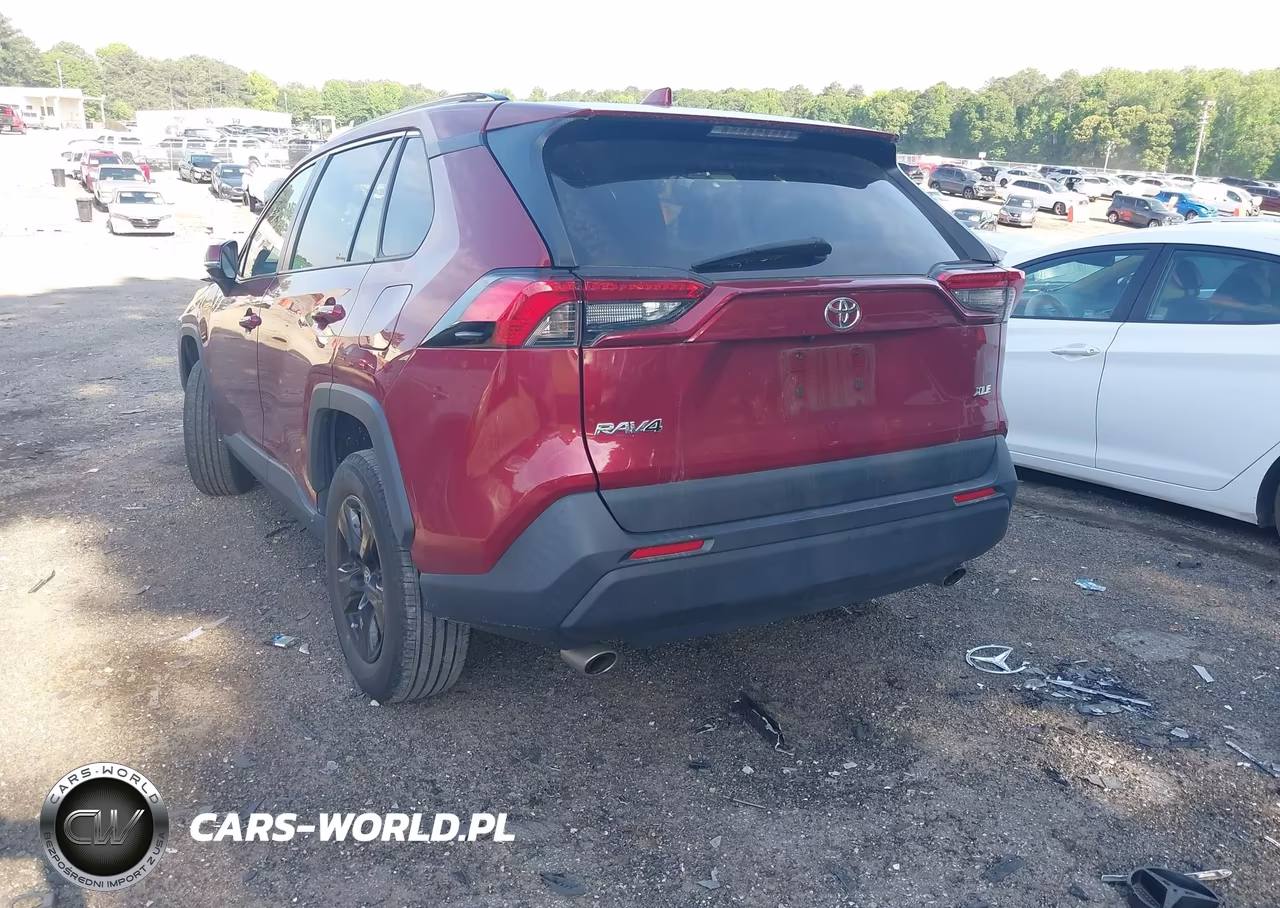2023 Toyota Rav4 Xle VIN:2T3W1RFV7PW286496 - 3