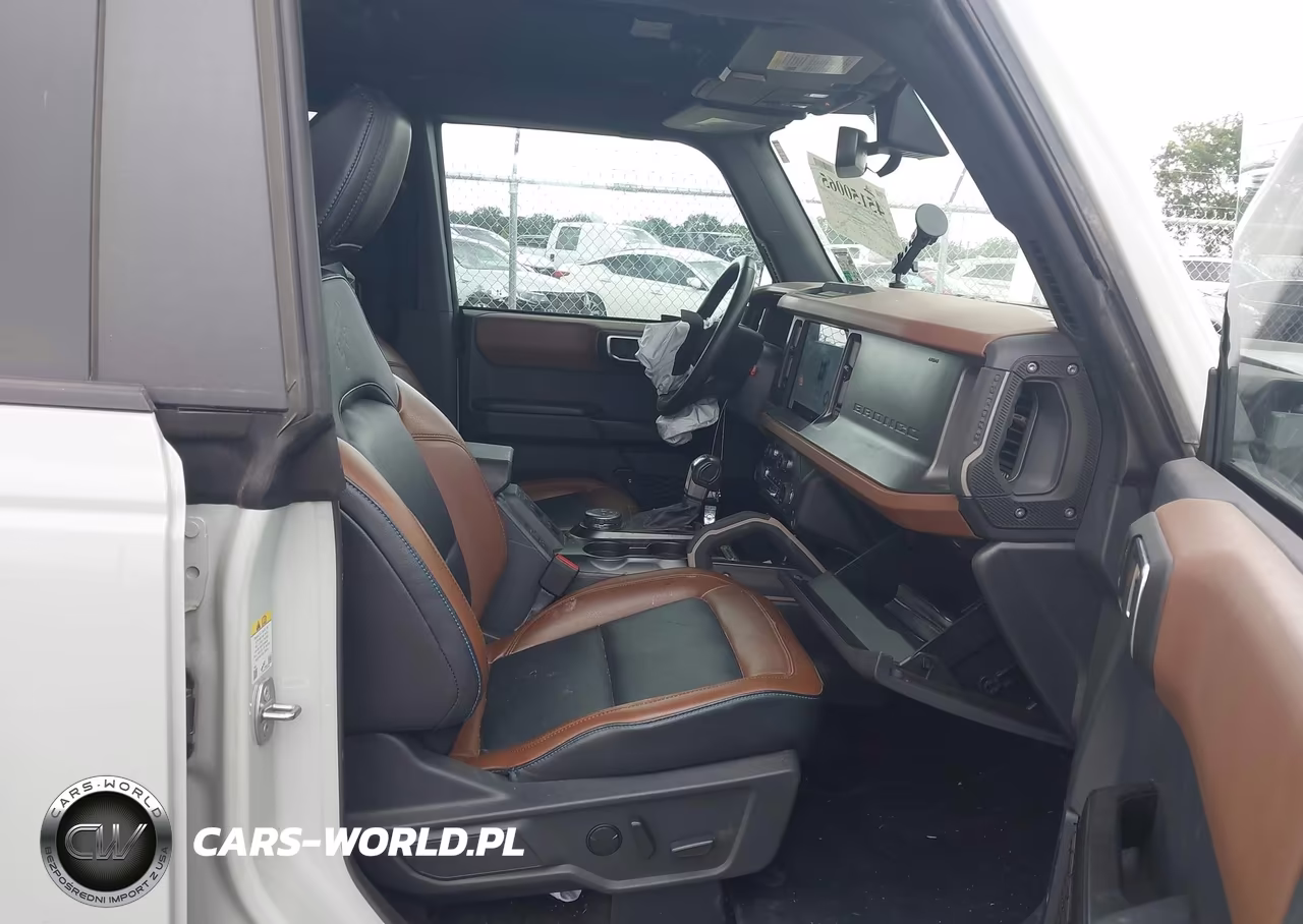 2024 Ford Bronco Outer Banks VIN:1FMDE8BH6RLB37603 - 5