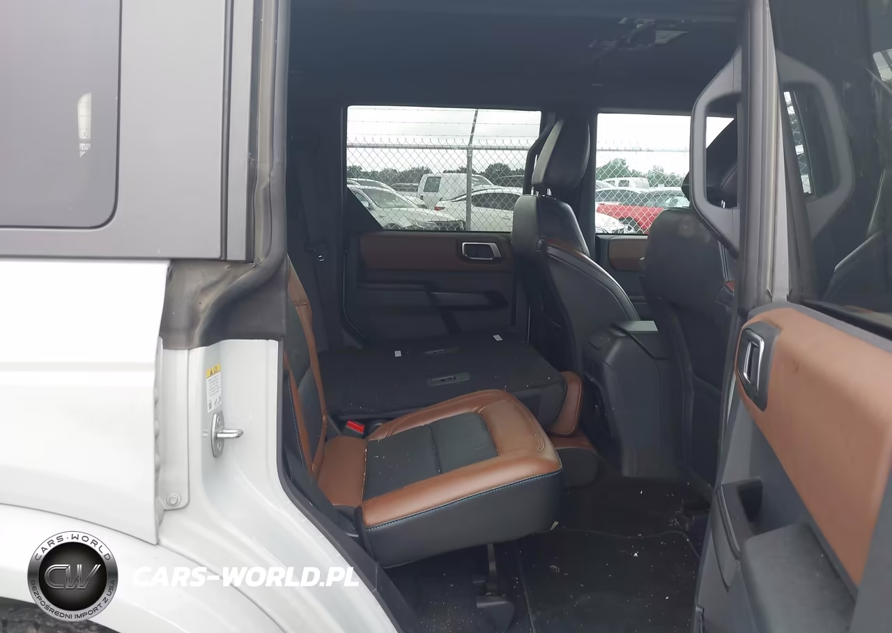 2024 Ford Bronco Outer Banks VIN:1FMDE8BH6RLB37603 - 8