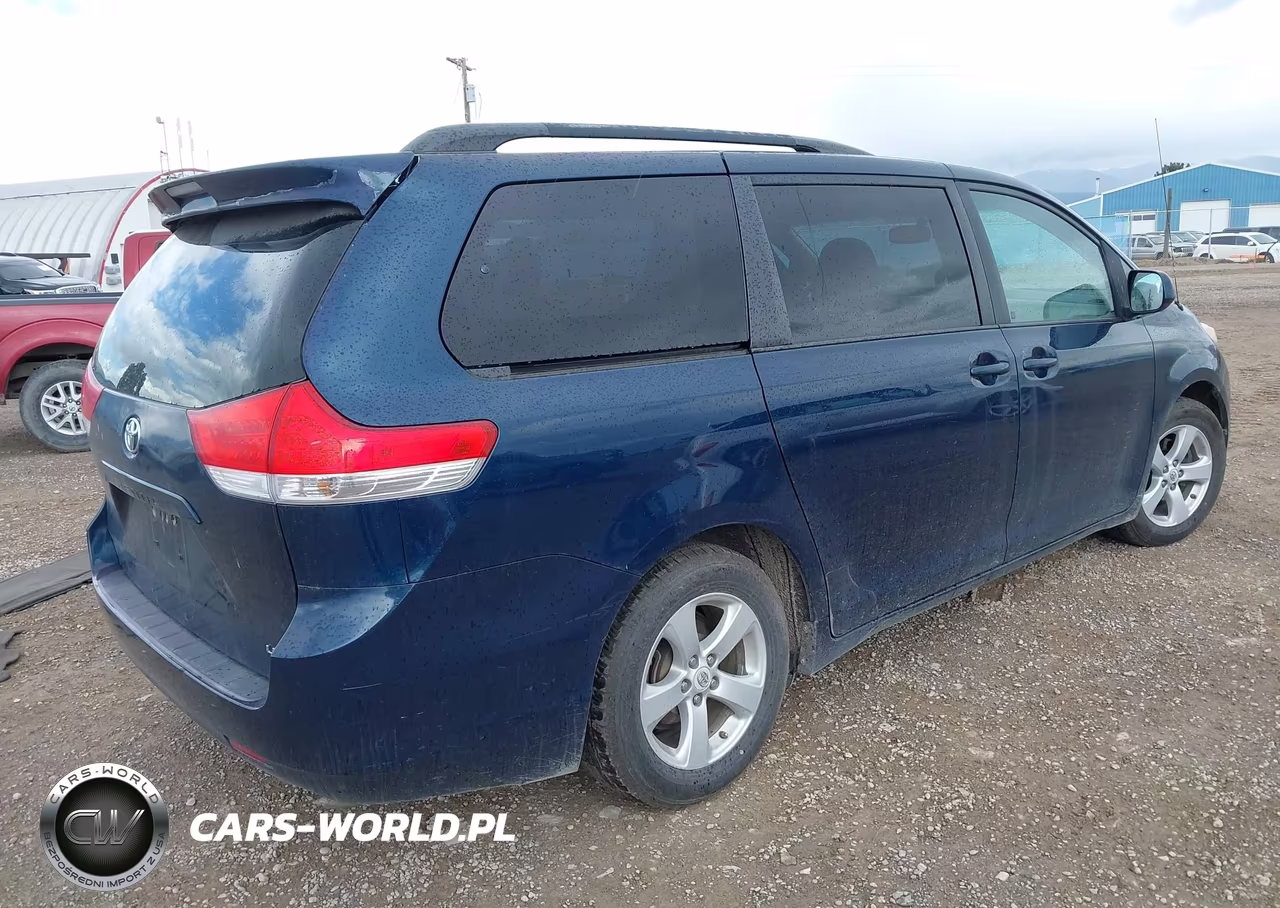2012 Toyota Sienna Le V6 8 Passenger VIN:5TDKK3DC0CS236495 - 4