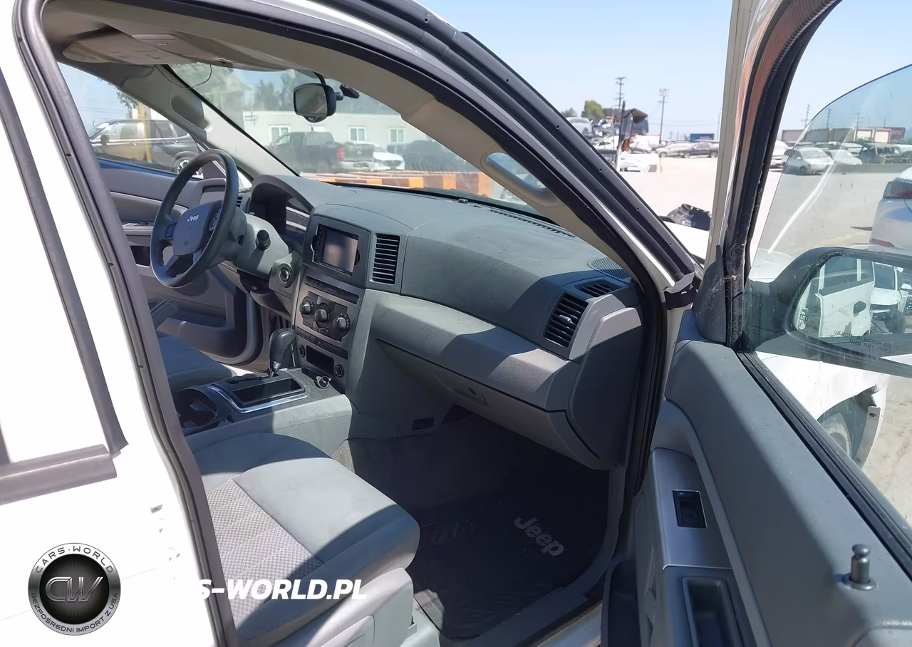 2005 Jeep Grand Cherokee Laredo VIN:1J4GS48N95C533299 - 5
