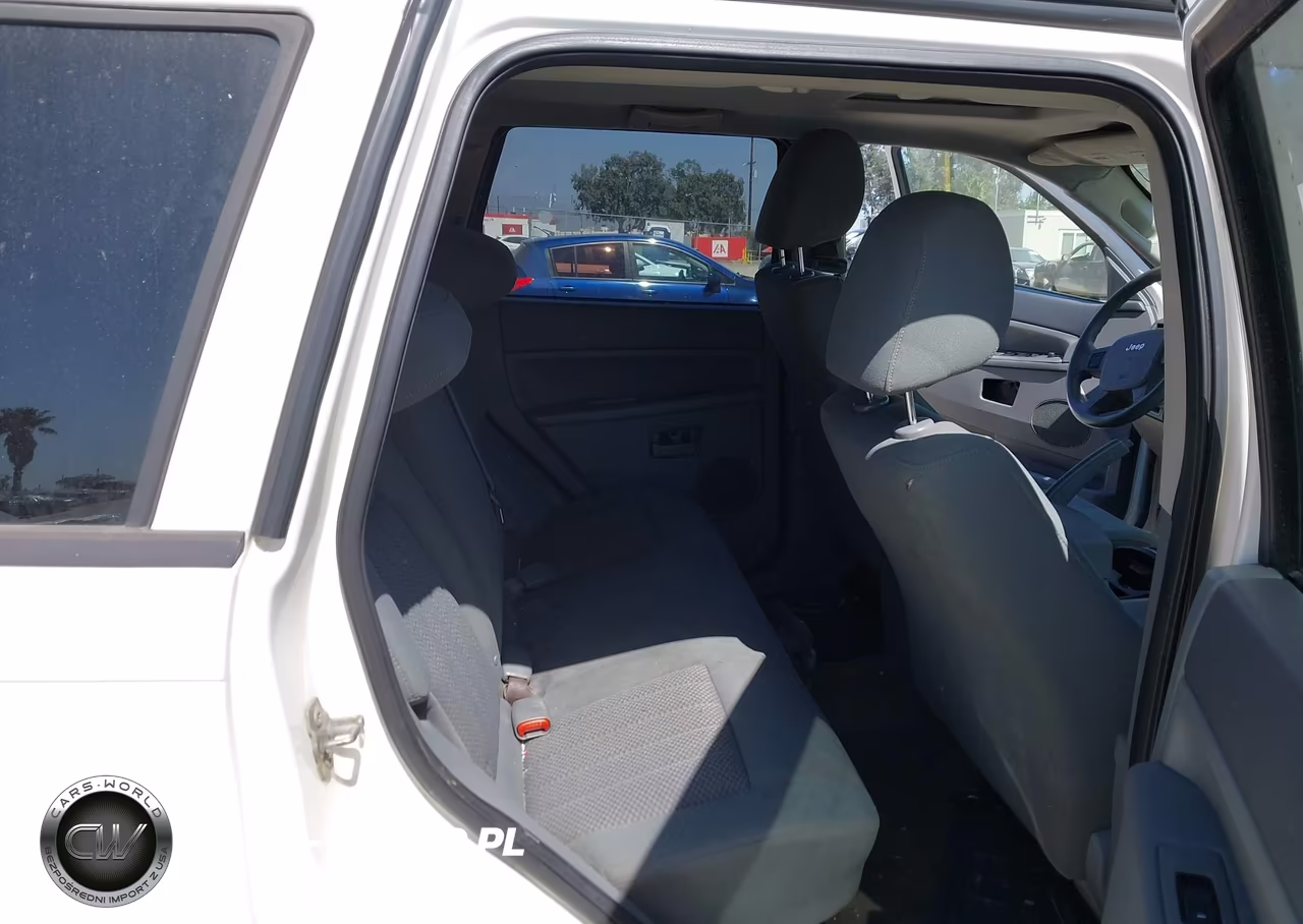 2005 Jeep Grand Cherokee Laredo VIN:1J4GS48N95C533299 - 8