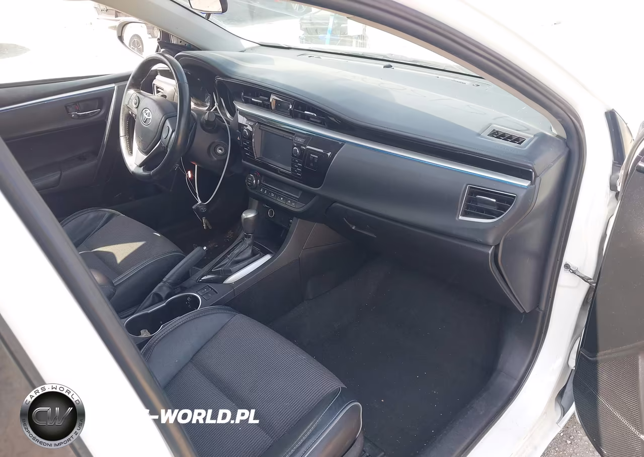 2016 Toyota Corolla S Plus VIN:5YFBURHE6GP429676 - 5