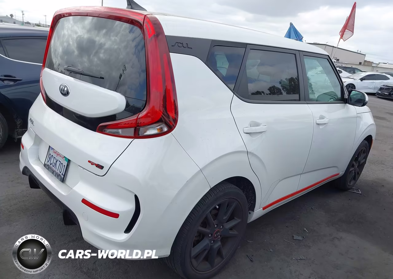 2021 Kia Soul Gt-Line VIN:KNDJ63AU3M7761964 - 4