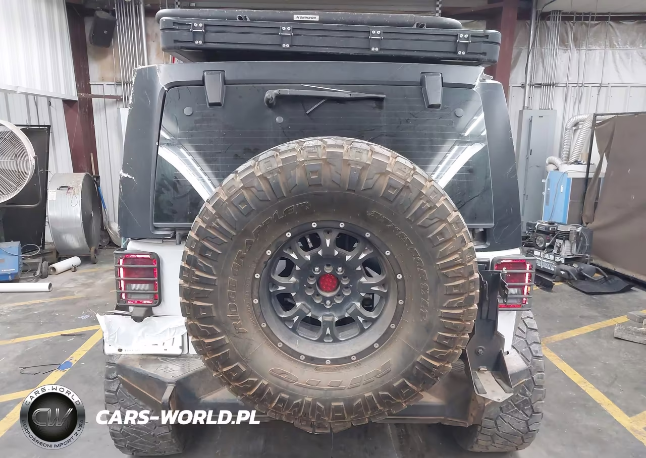2016 Jeep Wrangler Unlimited Rubicon VIN:1C4BJWFG8GL146510 - 16