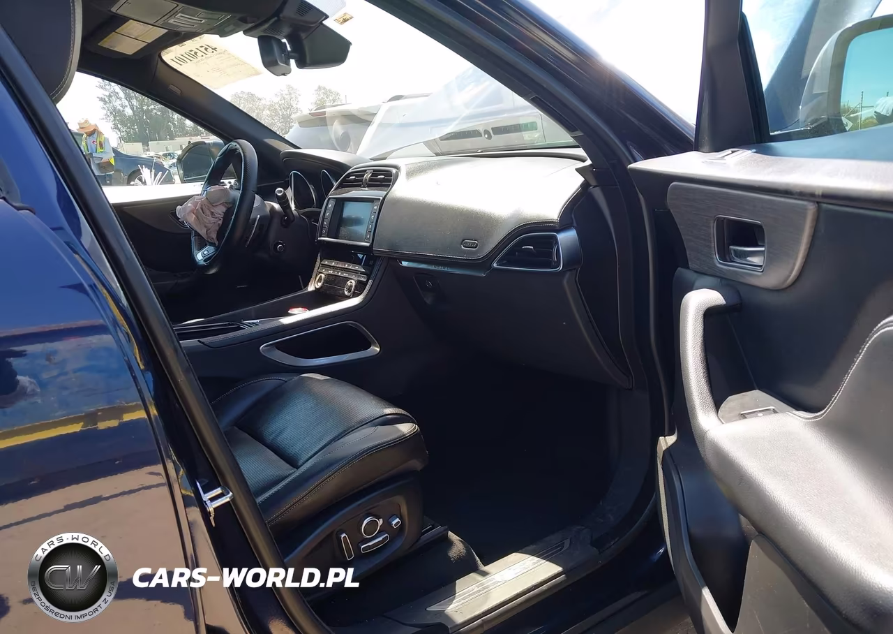 2018 Jaguar F-Pace S VIN:SADCM2FV3JA246217 - 5